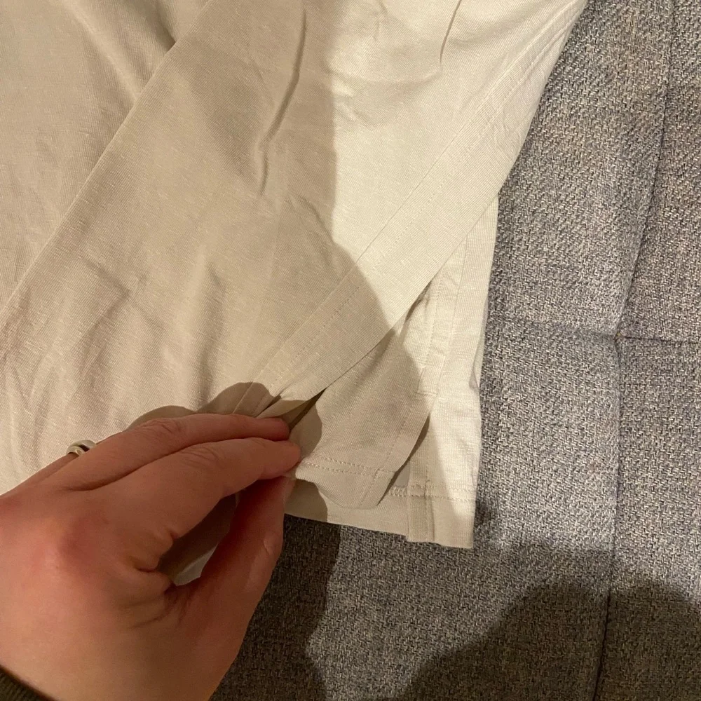 Lululemon classic fit cotton blend long sleeved tee bone size 6 - Picture 4 of 9